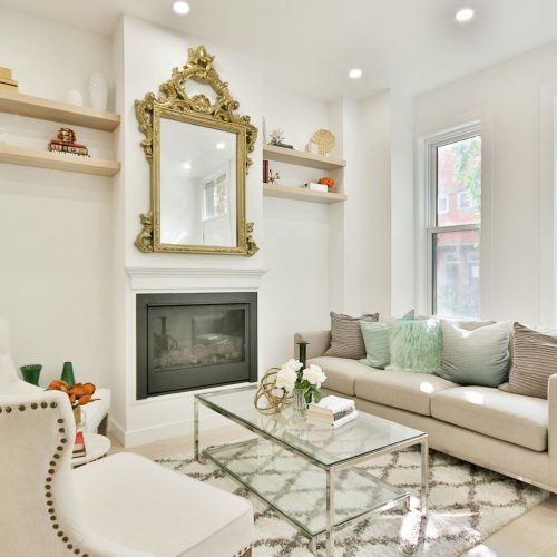 Link to Suspendisse nisl elit rhoncus eget